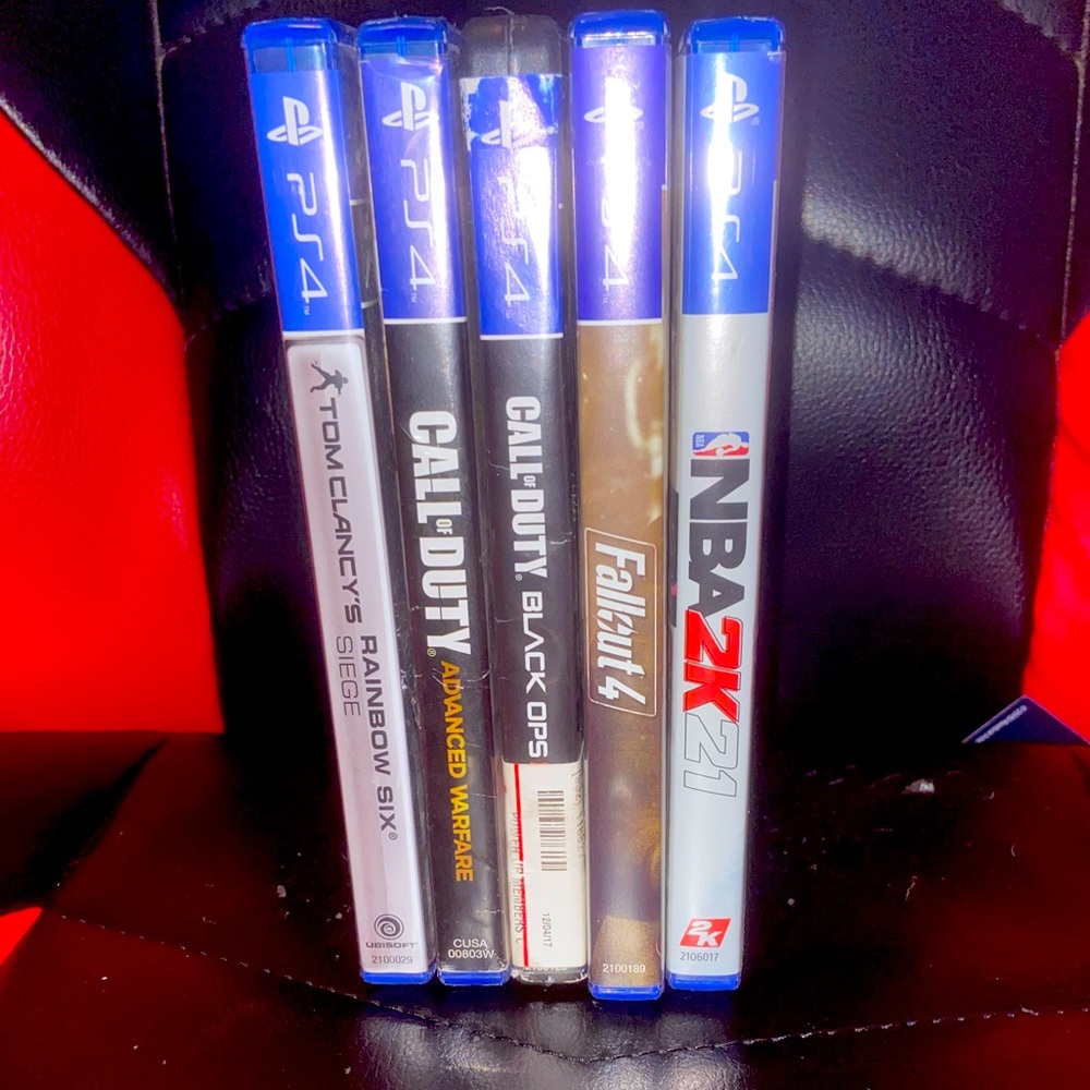 5 Ps4 games for 20$